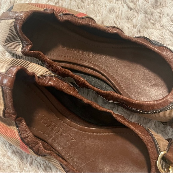 🚫 SOLD 🚫 Burberry Ballet Shipley Flats - Picture 5 of 6